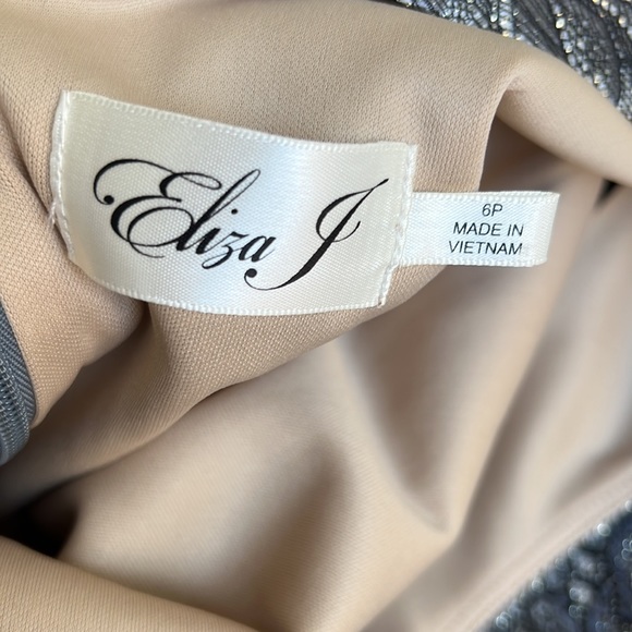 Eliza J Floral shift metallic dress - Picture 12 of 12